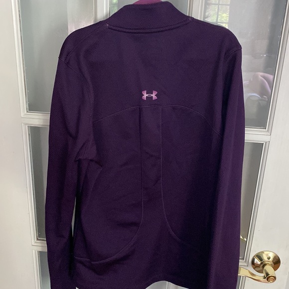 Girls Purple Under Armour Sweatshirt size large - Picture 4 of 4
